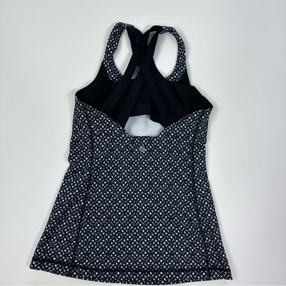 lululemon Tank Top Sz 2 - Picture 6 of 10